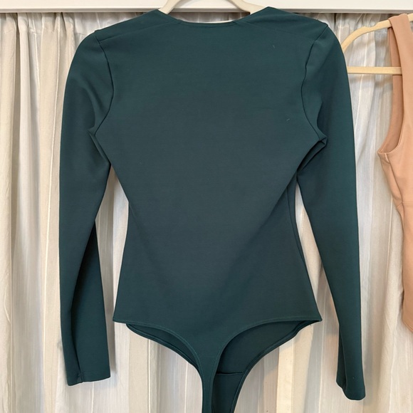 Abercrombie & Fitch Soft Collection Bodysuits 3-Pack Minimalist Neutral Bundle S - Picture 9 of 10